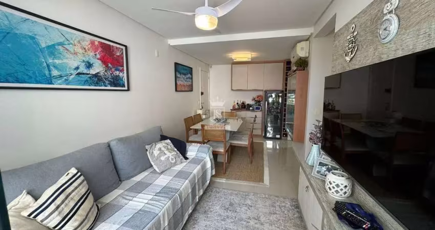Aconchegante apartamento com 2 dormitórios a 200m do mar