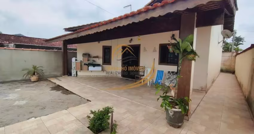 Casa isolada usada perto do mar para venda em itanhaém!