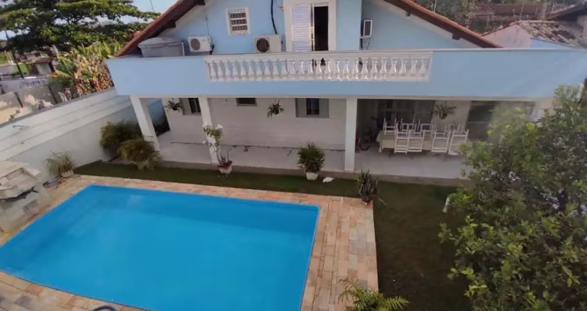 Super oportunidade!!! casa alto padrão com piscina para venda em itanhaém!!
