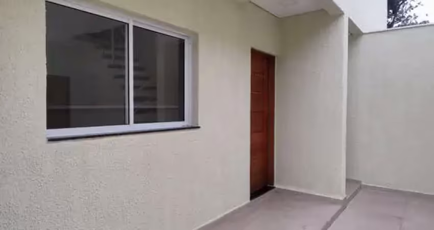 Sobrado em condomínio com piscina individual para venda em itanhaém!!
