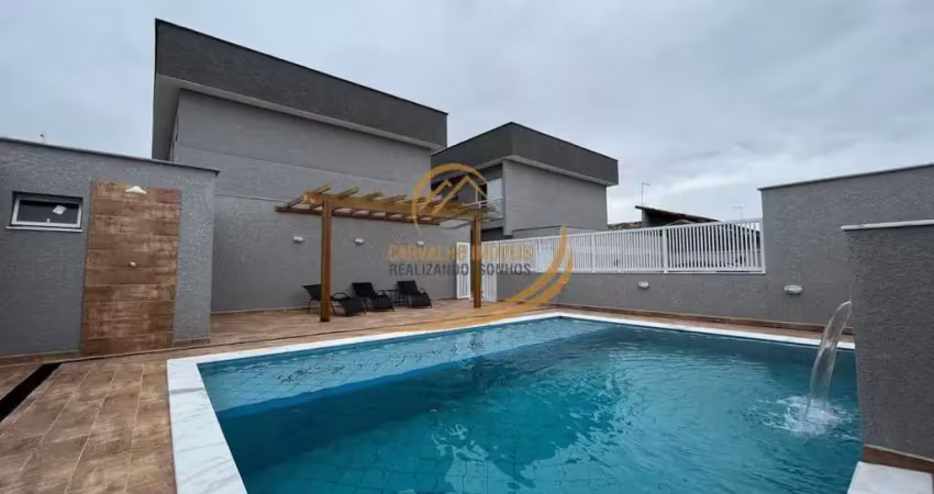 Sobrado em condomínio com piscina coletiva lado praia para venda em itanhaém!