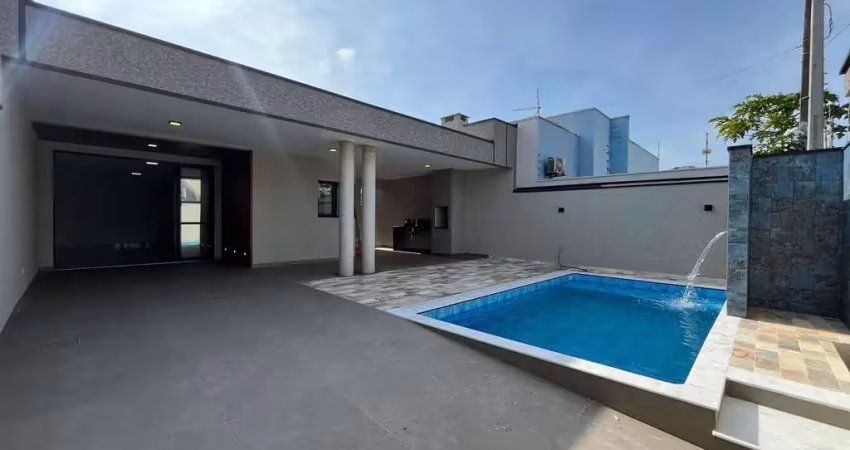 Casa sensacional alto padrão com 03 suítes, piscina, 600mts do mar em peruíbe!!