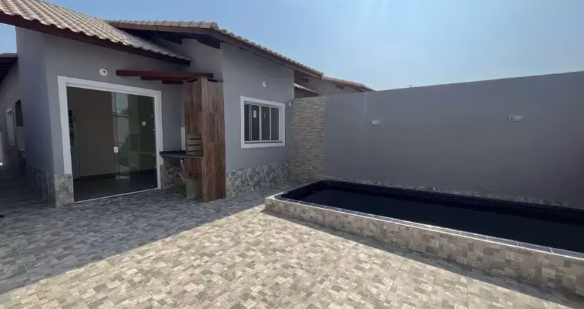 Casa lado praia com piscina e churrasqueira para venda em itanhaém!!