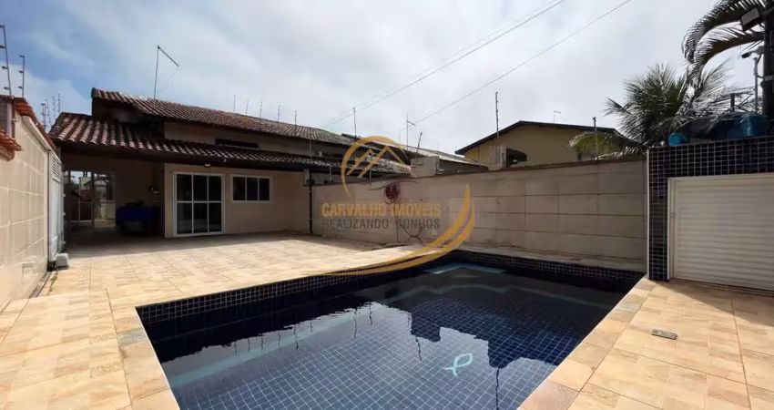 Casa lado praia aproximadamente 600mts do mar com piscina e churrasqueira em itanhaém!!