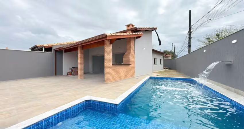Oportunidade!! casa apenas 400m do mar com piscina grande e 03 dorm em itanhaém!!