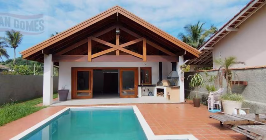 Casa terrea com 3 dormitórios à venda, 198 m² por R$ 1.200.000 - Guaiuba - Guarujá/SP