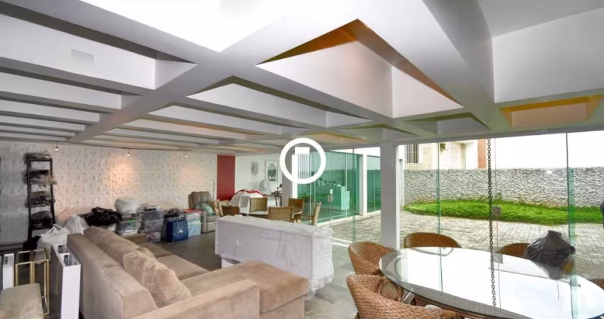 Casa para Venda - 356m², 3 dormitórios, sendo 3 suites, 4 vagas - Planalto Paulista
