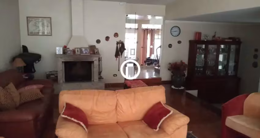 Casa para venda 465m², 4 dormitórios, sendo 2 suítes, 3 vagas - Campo Belo