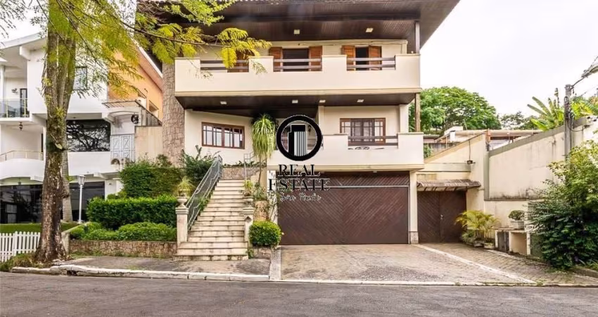 Casa em Condomínio para Venda - 450m², 5 dormitórios, sendo 4 suites, 4 vagas - Morumbi
