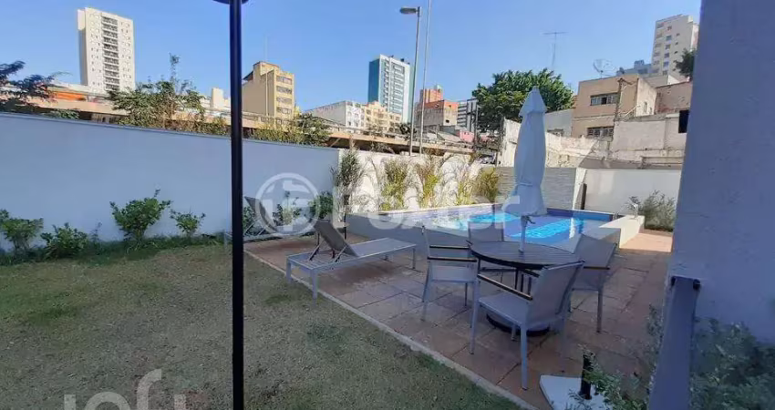 Kitnet / Stúdio à venda na Rua dos Estudantes, 388, Sé, São Paulo