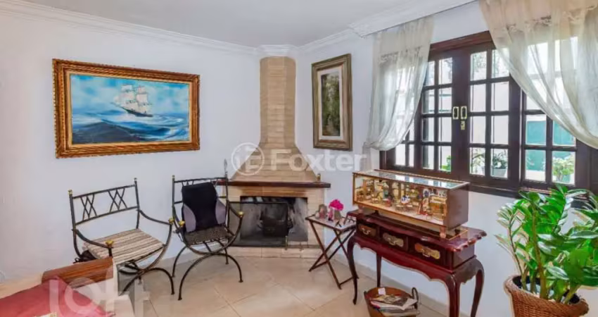 Casa com 3 quartos à venda na Rua Cristóvão Pereira, 1863, Campo Belo, São Paulo