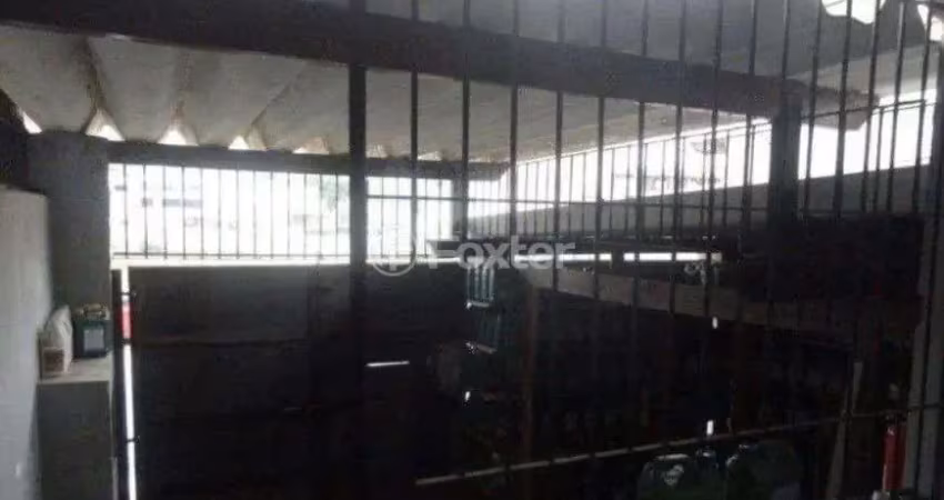 Casa com 3 quartos à venda na Rua Estevão Baião, 237, Vila Congonhas, São Paulo