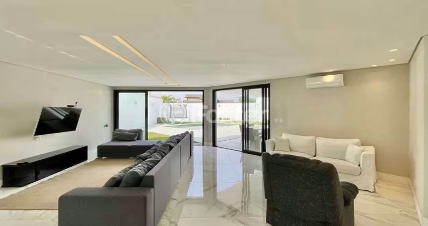 Casa em condomínio fechado com 6 quartos à venda na Rua Alexandre de Gusmão, 890, São Paulo II, Cotia