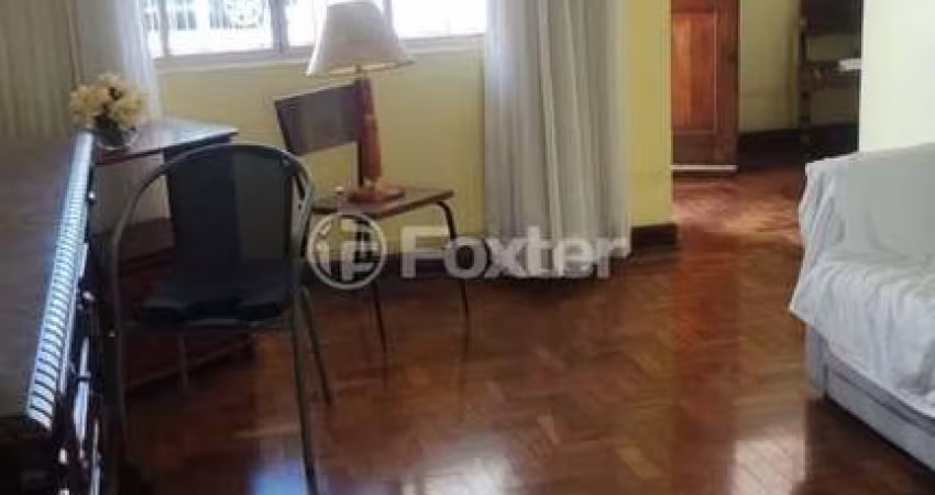 Casa com 2 quartos à venda na Rua Sara Bernhard, 118, Vila Cláudia, São Paulo