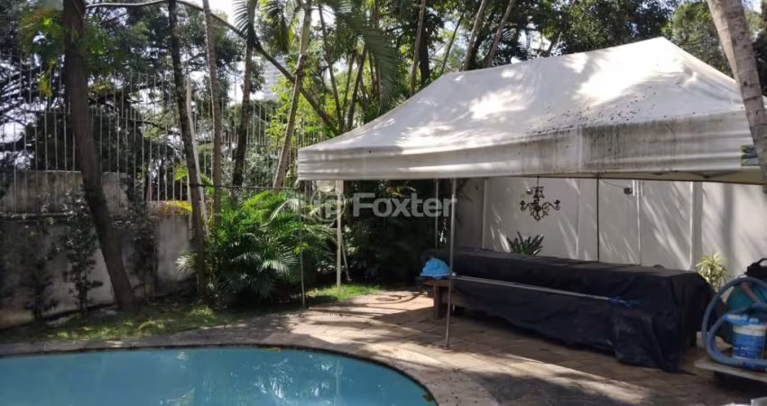 Casa com 3 quartos à venda na Rua Carlos Ferreira, 34, Jardim Everest, São Paulo