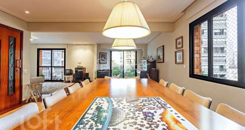 Apartamento com 4 quartos à venda na Rua Jacques Félix, 324, Vila Nova Conceição, São Paulo