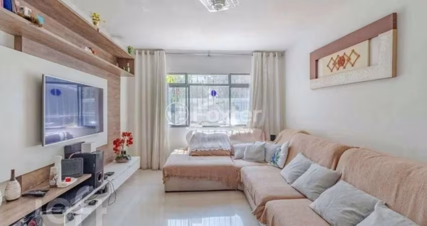 Casa com 5 quartos à venda na Rua Irede de Mattos Alonso, 202, Vila Lageado, São Paulo