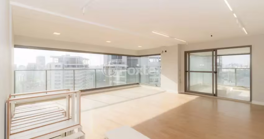 Apartamento com 3 quartos à venda na Alameda Iraé, 302, Moema, São Paulo