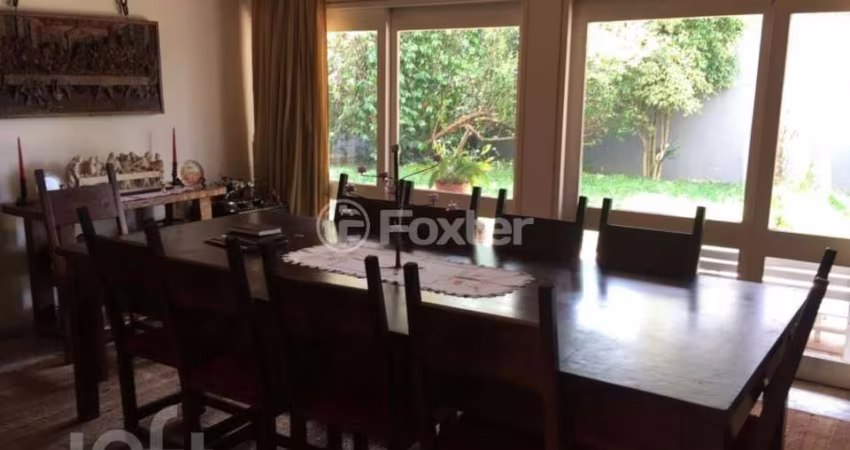 Casa com 4 quartos à venda na Avenida São Valério, 549, Jardim Guedala, São Paulo