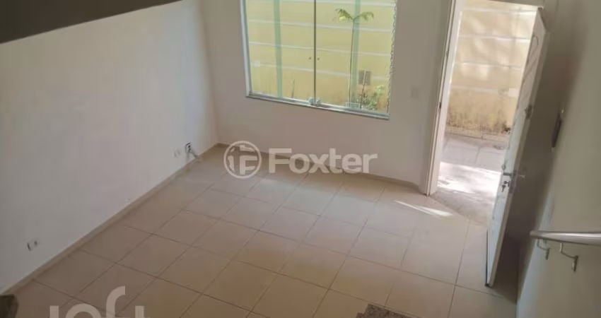 Casa em condomínio fechado com 2 quartos à venda na Rua Maria Pais de Barros, 161, Vila Marari, São Paulo
