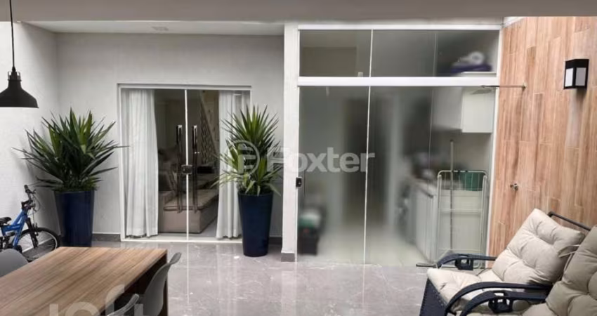 Casa em condomínio fechado com 3 quartos à venda na Rua Salvador Rodrigues Negrão, 240, Vila Marari, São Paulo