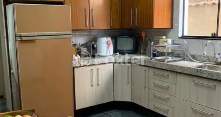 Casa com 4 quartos à venda na Rua Helena Aparecida Secol, 701, Nova Petrópolis, São Bernardo do Campo