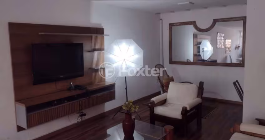 Casa com 3 quartos à venda na Rua Gil Eanes, 845, Campo Belo, São Paulo