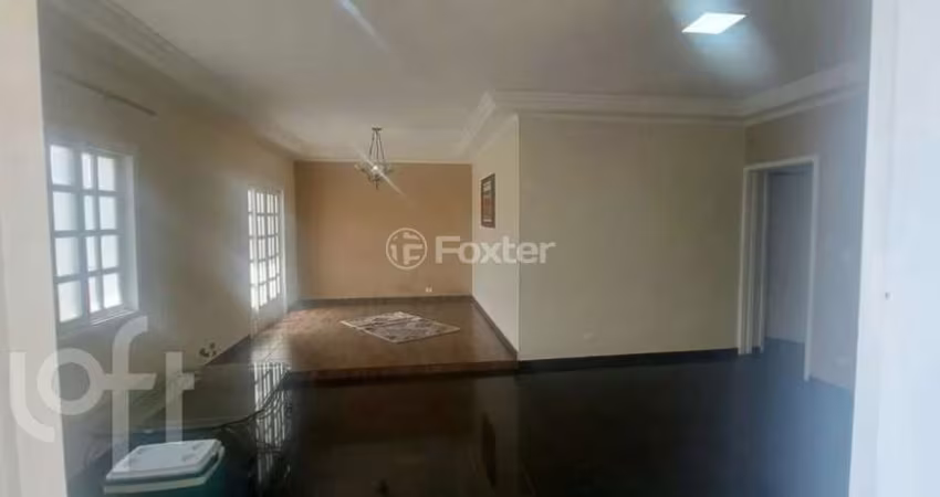 Casa com 3 quartos à venda na Rua Francisco Cioffi, 106, Vila Bertioga, São Paulo
