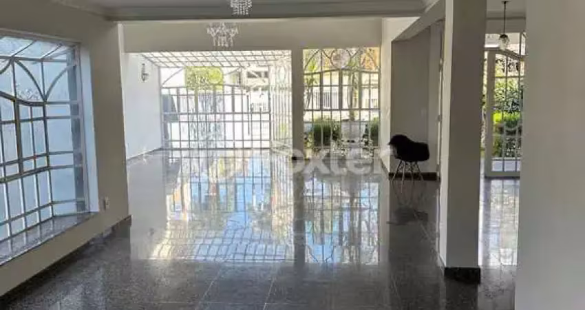 Casa com 5 quartos à venda na Avenida Salim Elias Bacach, 139, Vila Oliveira, Mogi das Cruzes
