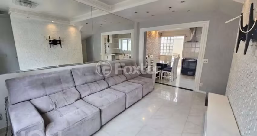 Casa em condomínio fechado com 2 quartos à venda na Rua Ibitinga, 671, Vila Bertioga, São Paulo