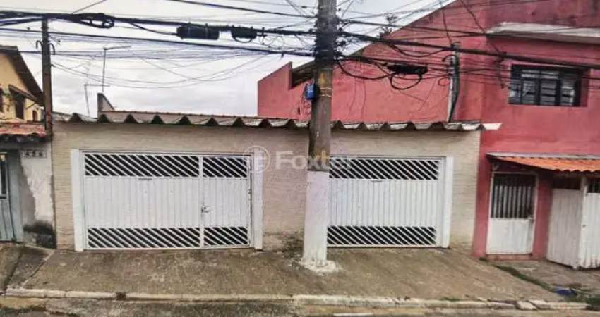 Casa com 3 quartos à venda na Rua Beatriz de Melo, 452, Jardim Lucinda, São Paulo