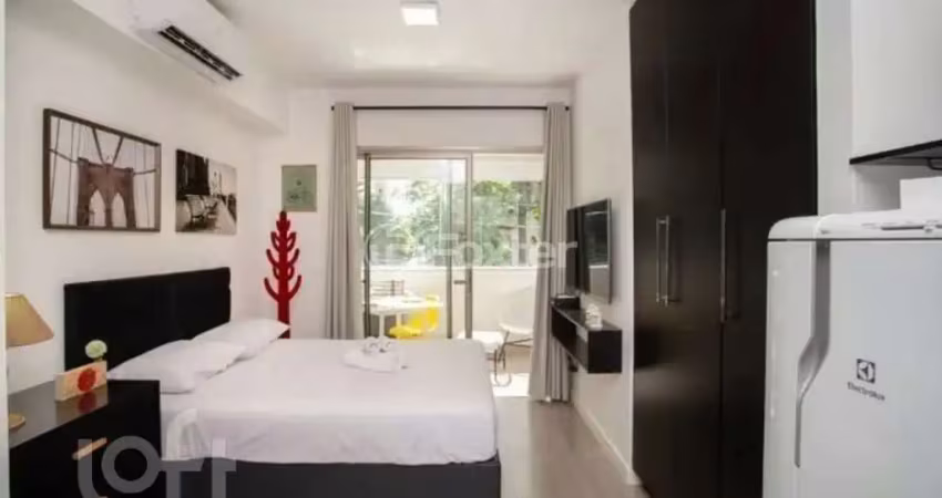 Kitnet / Stúdio à venda na Rua Girassol, 1280, Vila Madalena, São Paulo