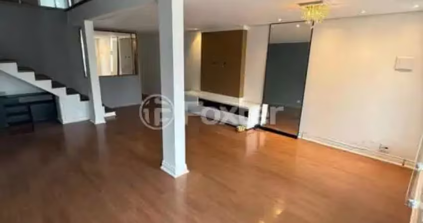 Casa com 3 quartos à venda na Rua Andiroba, 872, Jardim dos Pereiras (Caucaia do Alto), Cotia