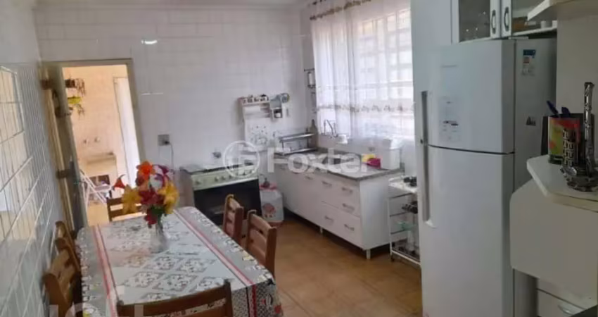 Casa com 2 quartos à venda na Rua Dezoito de Fevereiro, 334, Chácara Mafalda, São Paulo
