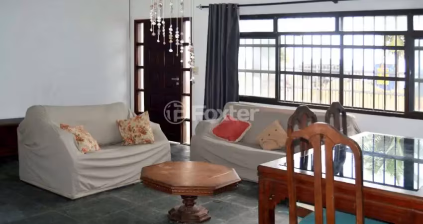 Apartamento com 3 quartos à venda na undefined Avenida Governador Mario Covas Júnior, 3094, Jardim Aguapeu, Mongaguá