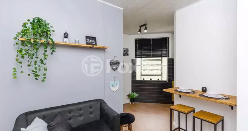 Apartamento com 1 quarto à venda na Avenida Borges de Medeiros, 417, Centro Histórico, Porto Alegre