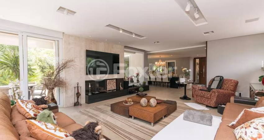 Casa em condomínio fechado com 4 quartos à venda na Avenida Bento Gonçalves, 8083, Agronomia, Porto Alegre