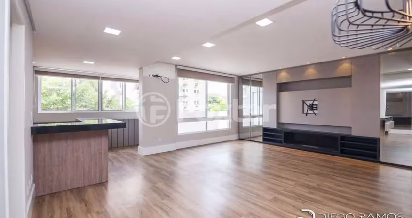 Apartamento com 3 quartos à venda na Rua Ângelo Possebon, 101, Centro, Canoas