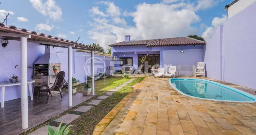 Casa com 5 quartos à venda na Rua Ursa Maior, 656, Cristal, Porto Alegre