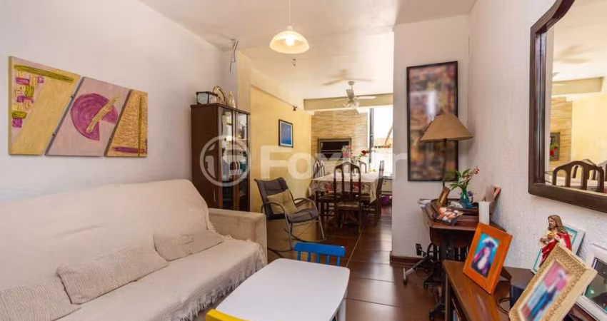 Casa em condomínio fechado com 3 quartos à venda na Rua Joaquim Cruz, 331, Santo Antônio, Porto Alegre