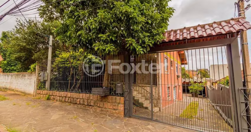 Casa com 4 quartos à venda na Rua Antônio Josephino Perrone, 243, Espírito Santo, Porto Alegre
