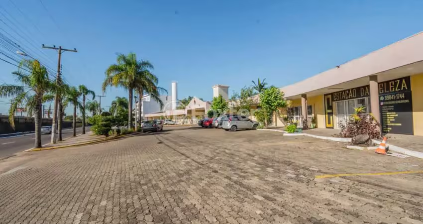 Casa em condomínio fechado com 3 quartos à venda na Avenida Guilherme Schell, 1250, Rio Branco, Canoas