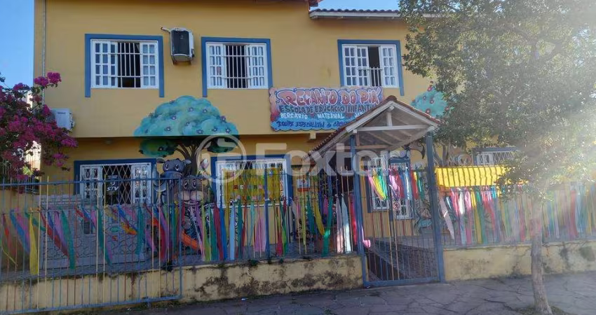 Casa comercial com 9 salas à venda na Rua Arroio Grande, 253, Cavalhada, Porto Alegre