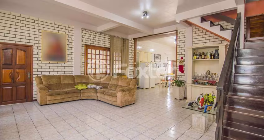 Casa com 4 quartos à venda na Rua Pindorama, 220, São José, Canoas