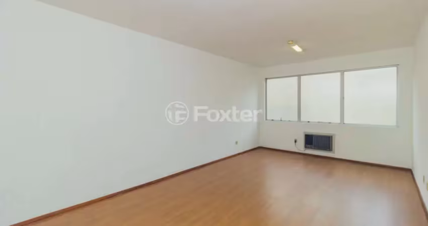 Sala comercial com 1 sala à venda na Avenida Cristóvão Colombo, 1023, Floresta, Porto Alegre