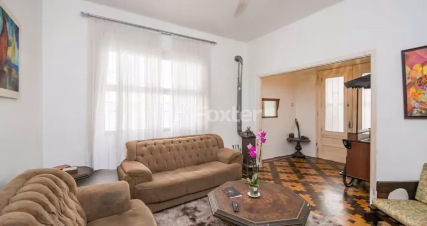 Casa com 4 quartos à venda na Rua Doutor Voltaire Pires, 224, Santo Antônio, Porto Alegre
