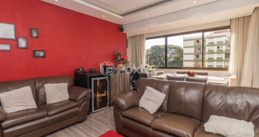 Apartamento com 3 quartos à venda na Rua Alberto Silva, 355, Vila Ipiranga, Porto Alegre