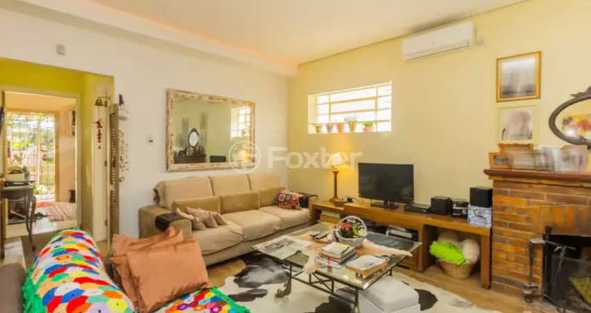Casa com 2 quartos à venda na Rua Doutor Possidônio Cunha, 250, Vila Assunção, Porto Alegre