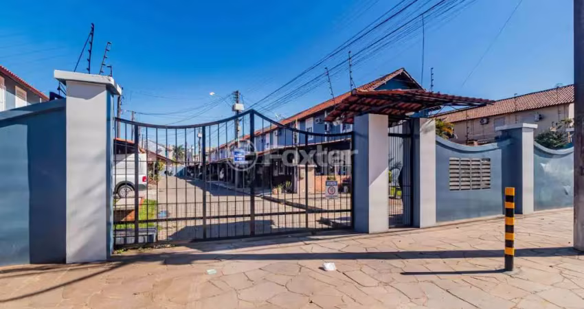 Casa em condomínio fechado com 2 quartos à venda na Avenida Juca Batista, 3621, Hípica, Porto Alegre