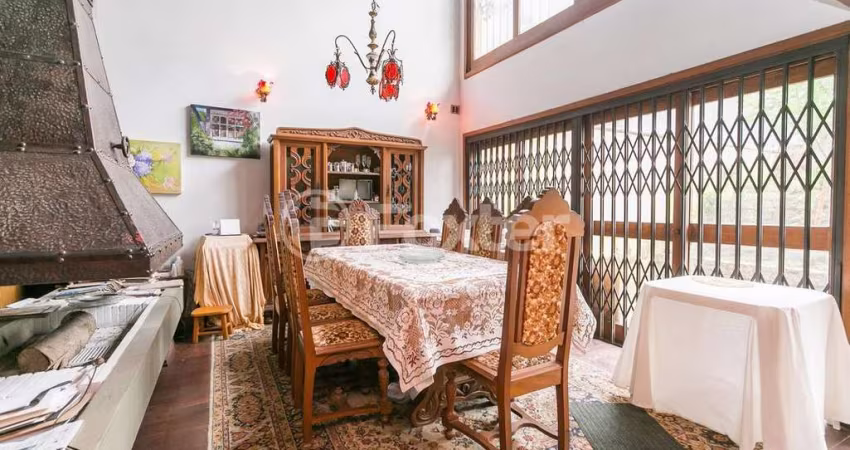 Casa com 4 quartos à venda na Rua Intendente Alfredo Azevedo, 341, Glória, Porto Alegre